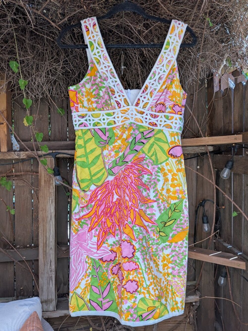 Trina Turk Tropical V-Neck Midi Dress Sz 6